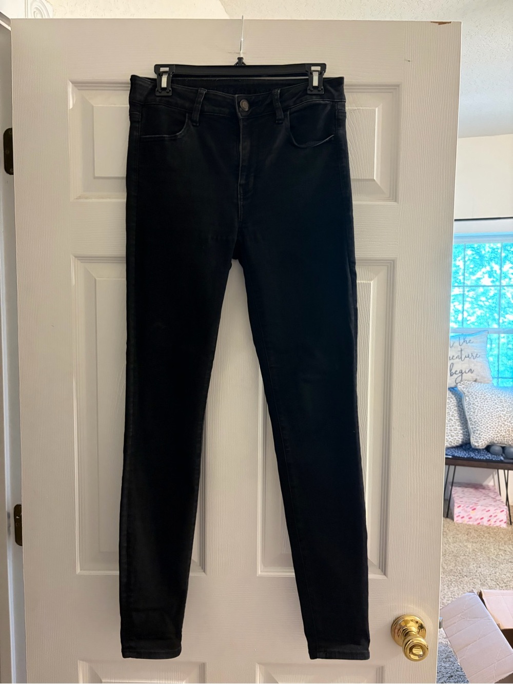 American Eagle Outfitters Black High-Rise Jeggings